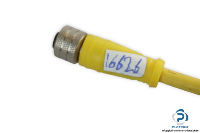 Daniel-woodhead-803S00S20M100-connector(used)-3