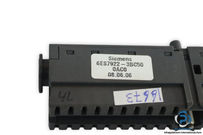 siemens-6ES7-392-1AM00-0AA0-WMR-U3-front-connector-(used)-2