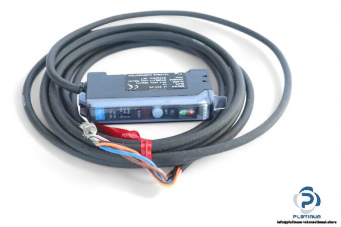 keyence-FS-T1-fiber-amplifier-(new)-2