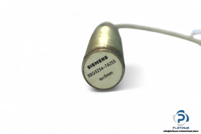 siemens-3SG3234-7AJ33-inductive-proximity-switch-sensor-(used)-2