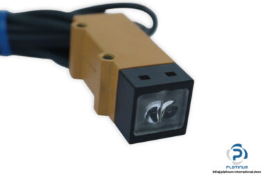 omron-E3S-VS1E4-photoelectric-sensor(new)-1