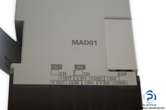 omron-CPM1A-MAD01-analog-i-module(new)-1