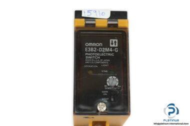 omron-E3B2-D2M4-G-photoelectric-sensor(new)-1