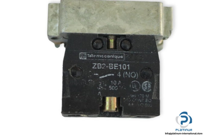 telemecanique-ZB2-BZ101-61430_8607-contact-block-(new)-2