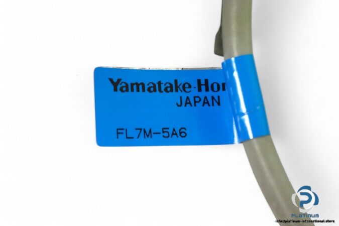 yamatake-honeywrll-FL7M-5A6-proximity-switch-(used)-3