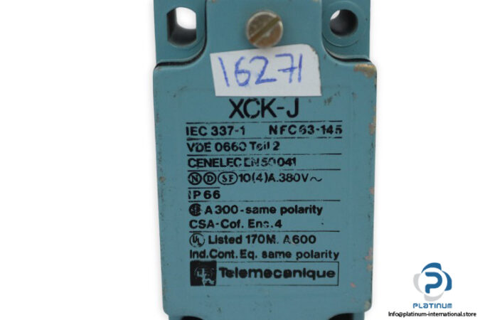 telemecanique-ZCK-J1-limit-switch-(used)-2