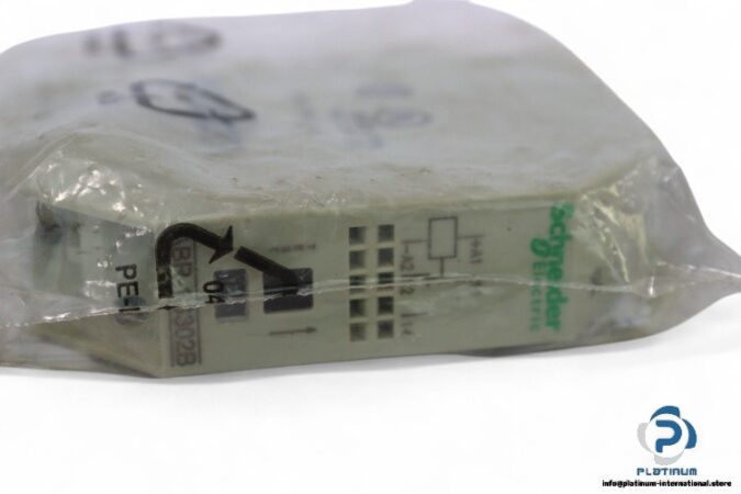 schneider-ABR-1S302B-relay-module-new-1