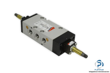 Camozzi-464-011-22-double-solenoid-valve-(new-carton)