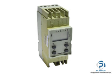 DE-24-digital-switch-timer-(used)