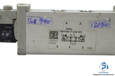 festo-574431-double-solenoid-valve-(used)-1