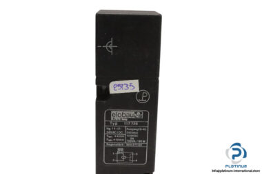 elobau-117726-safety-sensor(used)-1