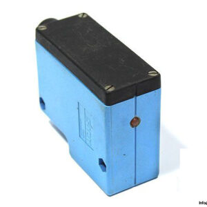 sick-wl33-16-photoelectric-retro-reflective-sensor-1