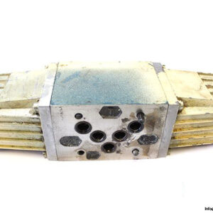 bosch-0810001001-directional-control-valve-2