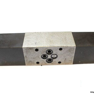 wandfluh-am3406-solenoid-operated-directional-valve-used-2