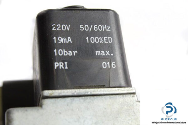 wabco-5726165080-single-solenoid-valve-2