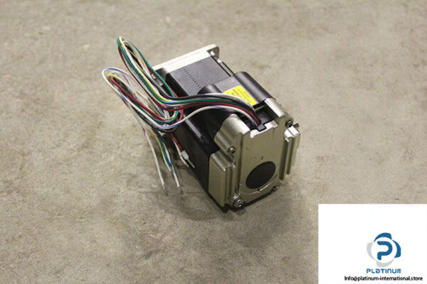 schneider-ilt2a573mb1a-stepper-motor-2