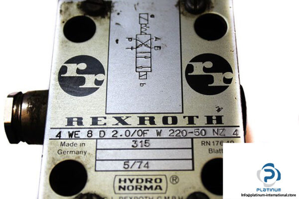 rexroth-4-we-8-d-2-0_of-w-220-50-nz-4-directional-control-valve-1