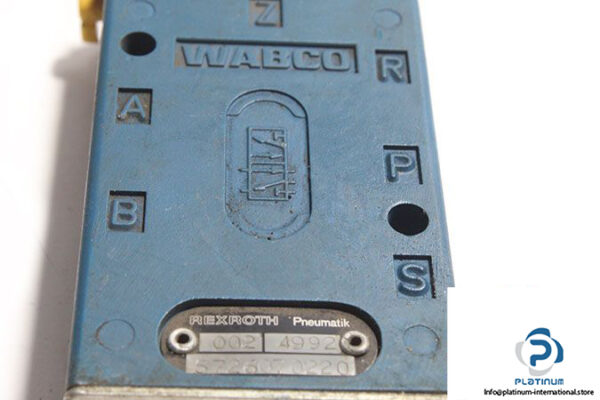 wabco-572670220-single-solenoid-valve-2