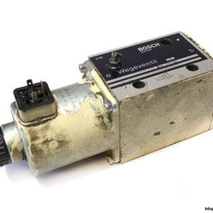 bosch-0810001047-directional-control-valve