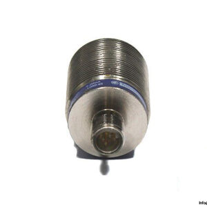 telemecanique-xs530b1pam12-inductive-sensor-1