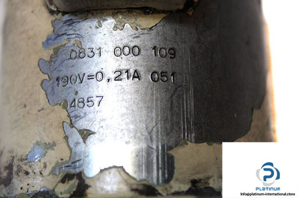 bosch-0810001047-directional-control-valve-2