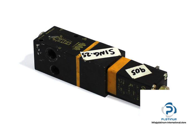 waircom-UKCA4_U-poppet-valve-with-coil