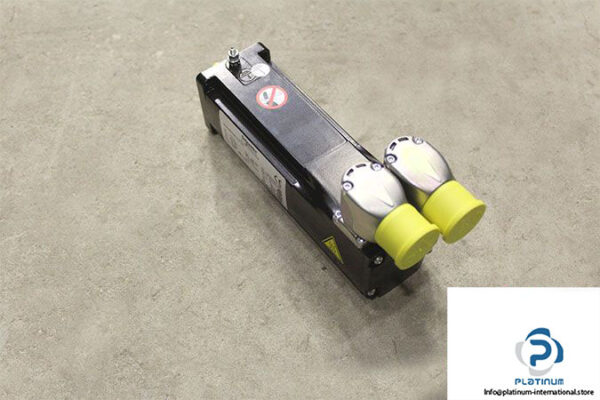 schneider-bsh0552p11f2a-ac-servo-motor-2