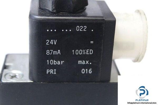 wabco-577-207-0-single-solenoid-valve-2