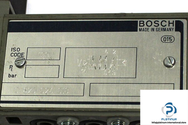 bosch-0-820-024-010-single-solenoid-valve-with-coil-2