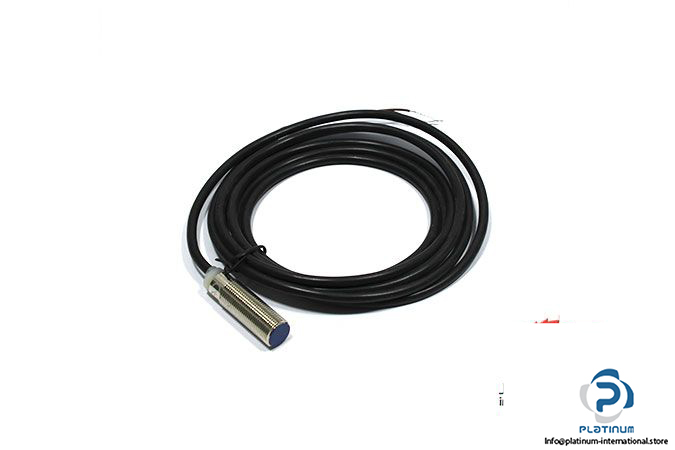 telemecanique-XS112BLNAL2-inductive-sensor