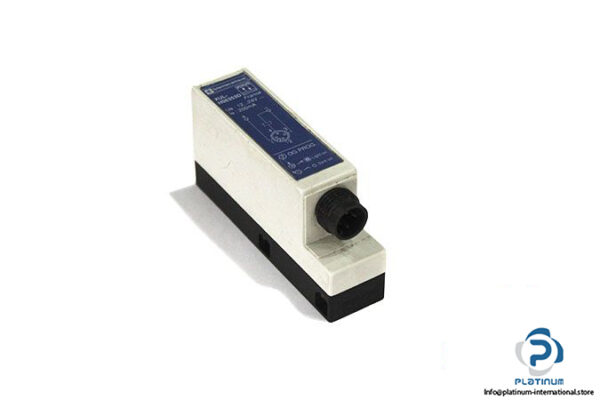 telemecanique-XUL-H06353D-reflex-photoelectric-sensor