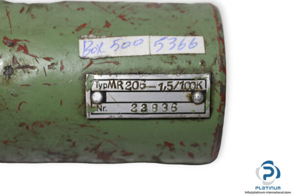 MR206-1-5_100K-flow-control-valve-used-3