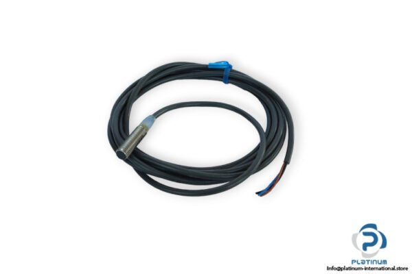 omron-E2A-S08LS02-WP-C1-inductive-proximity-sensor-(New)