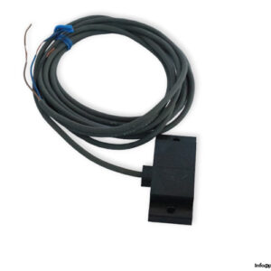 omron-E2K-F10MC1-capacitive-proximity-sensor-(New)