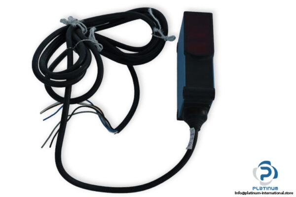 sick-WL27-3S1531-diffuse-proximity-sensor-(Used)