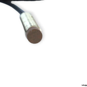 omron-DW-AD-611-inductive-sensor-(used)-1
