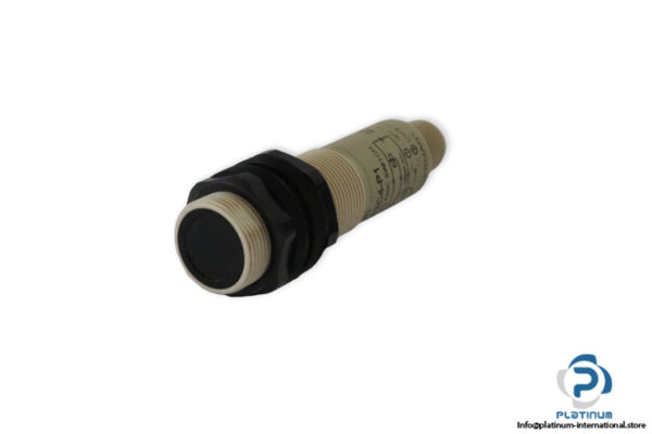 omron-E3F2-R2C4-P1-E-retroreflective-sensor-(New)