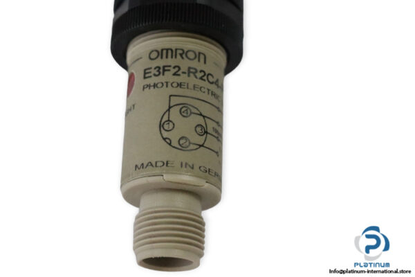 omron-E3F2-R2C4-P1-E-retroreflective-sensor-(New)-2