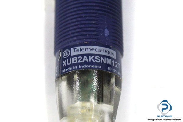 telemecanique-xub2aksnm12t-emitter-thru-beam-sensor-3