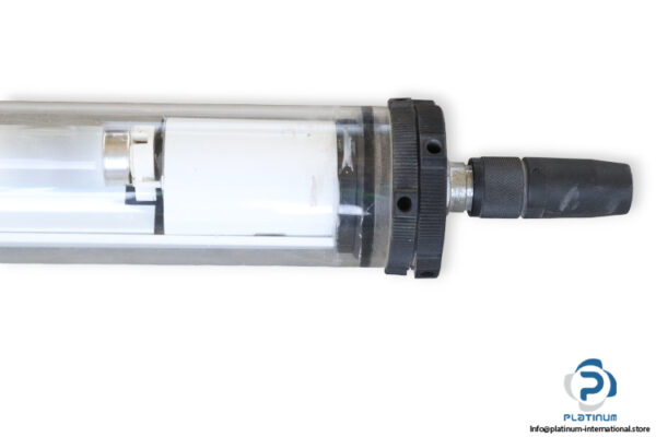 waldmann-RL70E-158H-tube-luminaire-(used)-3