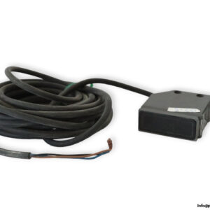 RX-LS200-P-reflective-photoelectric-sensor-(used)