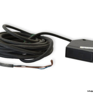 RX-LS200-P-reflective-photoelectric-sensor-(used)-1