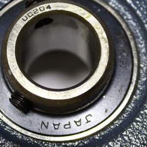 fyh-UCFC204-J-round-flange-ball-bearing-unit-(new)-(carton)-1