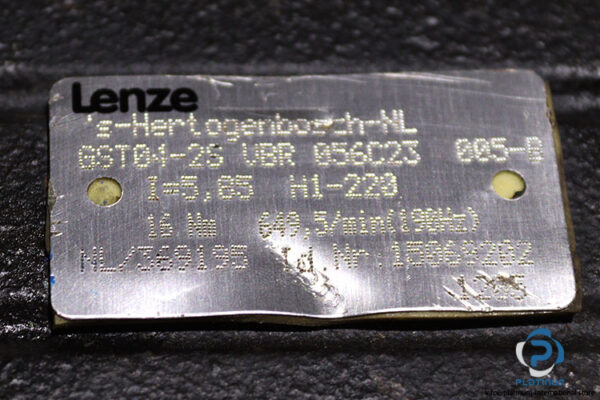 lenze-MDSKSBS056-23-servo-motor-with-gearbox-used-3