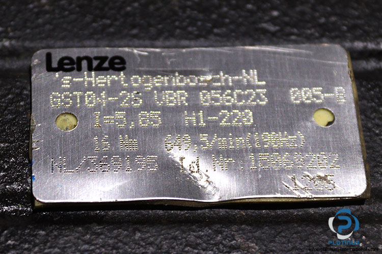 lenze-MDSKSBS056-23-servo-motor-with-gearbox-used-3