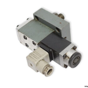 rexroth-4-WE-5-C6-2_G24N-Z4-directional-spool-valve-used