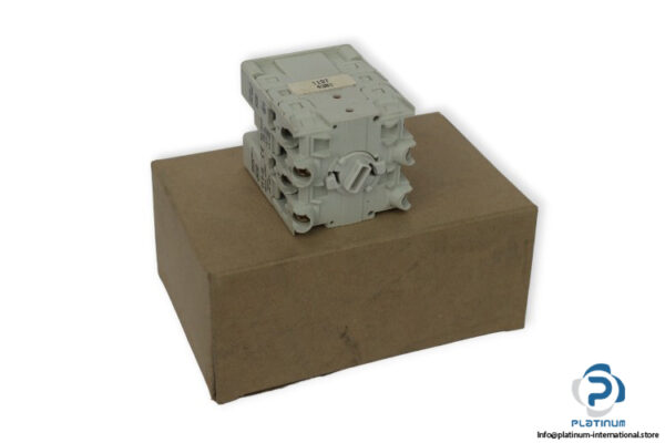 sprecher-schuh-LE-2-12-4301-step-switch-(new)