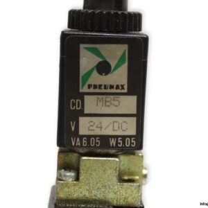 Pneumax-878_2.52.3.6.M2-single-solenoid-valve-with-coil-(used)-2