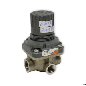 camozzi-M004-RS17-pressure-micro-regulator-used