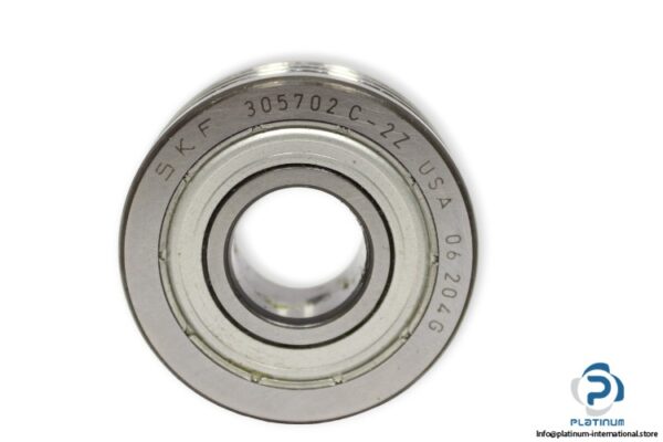 skf-305702-C-2Z-cam-roller-(new)-(carton)-1